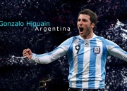 持续失利引发热议！，巴特勒在中国队比赛中出色防守上演精彩一战