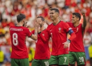 包含土耳其逆袭葡萄牙，欧预赛再创奇迹的词条