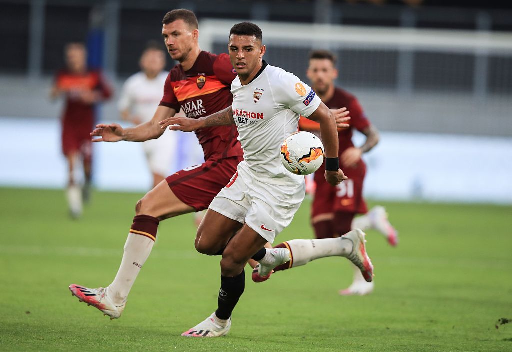 明晨CBA常规赛焦点战！曼联迎战罗马，惊险或上演的简单介绍